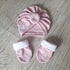 Ensemble: Turban avec prénom brodé noeud, buns ou simple +chaussons Initiale brodé assortis + moufles. Tissu sweat fourré