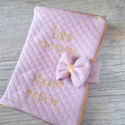 Protège carnet de santé personnalisé fait main | Tableau de naissance brodé | Tissu matelassé OekoTex