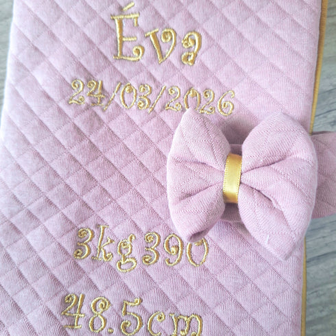 Protège carnet de santé personnalisé fait main | Tableau de naissance brodé | Tissu matelassé OekoTex