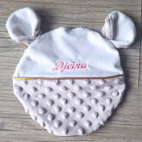Doudou Ourson personnalisé 20x20cm avec Prénom et/ou Date de naissance tout en minky