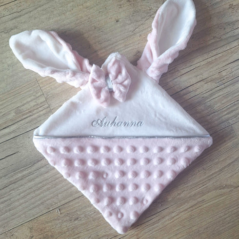 Doudou lapin personnalisé 20x20cm avec Prénom et/ou Date de naissance tout en minky