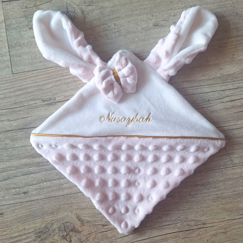 Doudou lapin personnalisé 20x20cm avec Prénom et/ou Date de naissance tout en minky