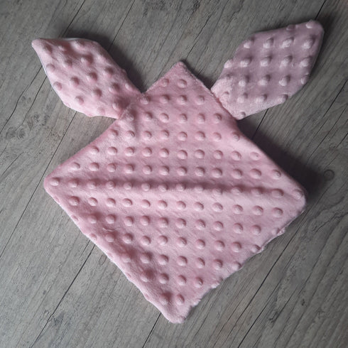 Doudou lapin personnalisé 20x20cm avec Prénom et/ou Date de naissance tout en minky