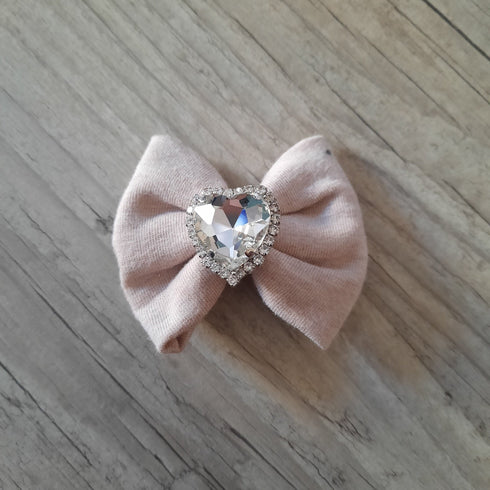 Barrette a l'unité bijou coeur nœud 6cm