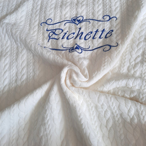 Couverture en tissu matelassé épais reliéf torsadé doublé en minky lisse doux personnalisé, brodée prénom et/ou ornement