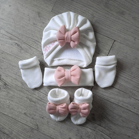 Ensemble prenom brodé Turban blanc nœud rose + moufles + bandeau + chaussons assortis. tissu chaud ou fin au choix