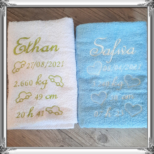 Serviette souvenir tableau de naissance personnalisée 50x100cm ou 70x130cm avec prénom brodé: 8 couleurs