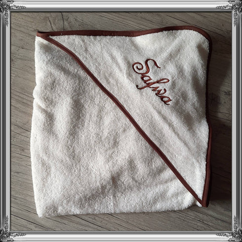 Sortie de bain 75x75cm (cape de bain) Serviette de bain brodé et personnalisé prénom bébé, Serviette en coton