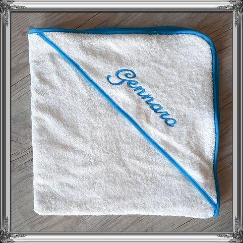 Sortie de bain 75x75cm (cape de bain) Serviette de bain brodé et personnalisé prénom bébé, Serviette en coton